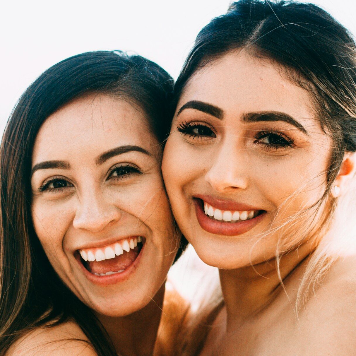 Smiling women with great teeth
